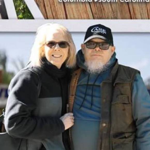 Meet your Posher, Lisa - Picture 1 of 1